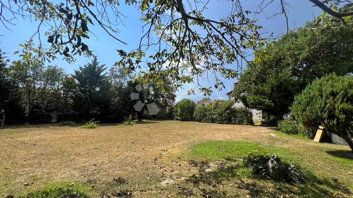 Terreno Labin, 830m2