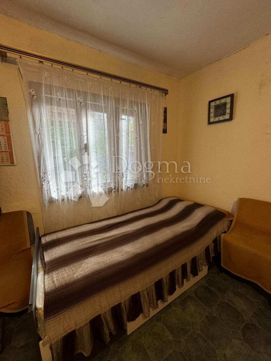 Casa Bijela, Sirač, 122m2