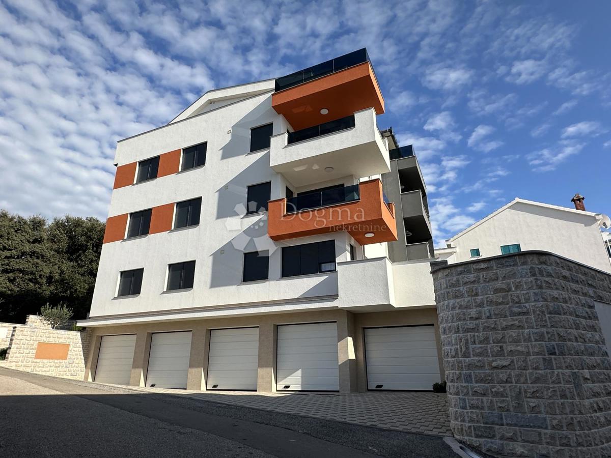 Appartamento Petrčane, Zadar - Okolica, 120m2