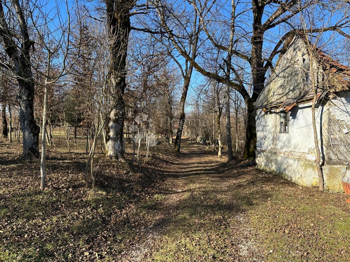 Terreno edificabile Lipe, Gospić, 500m2