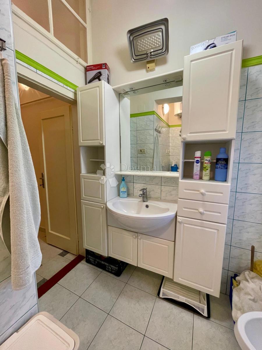 Appartamento in una villa austro-ungarica con giardino e 3 posti auto