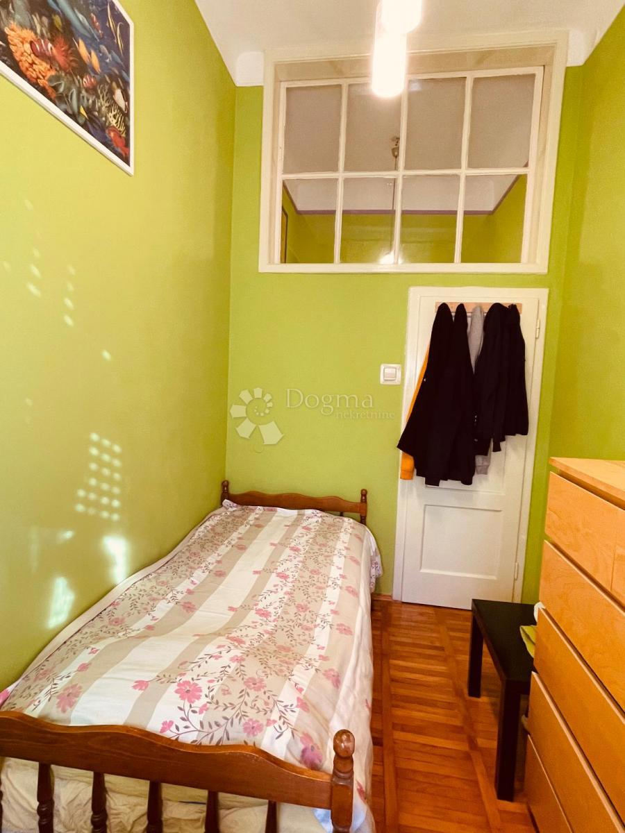 Appartamento in una villa austro-ungarica con giardino e 3 posti auto