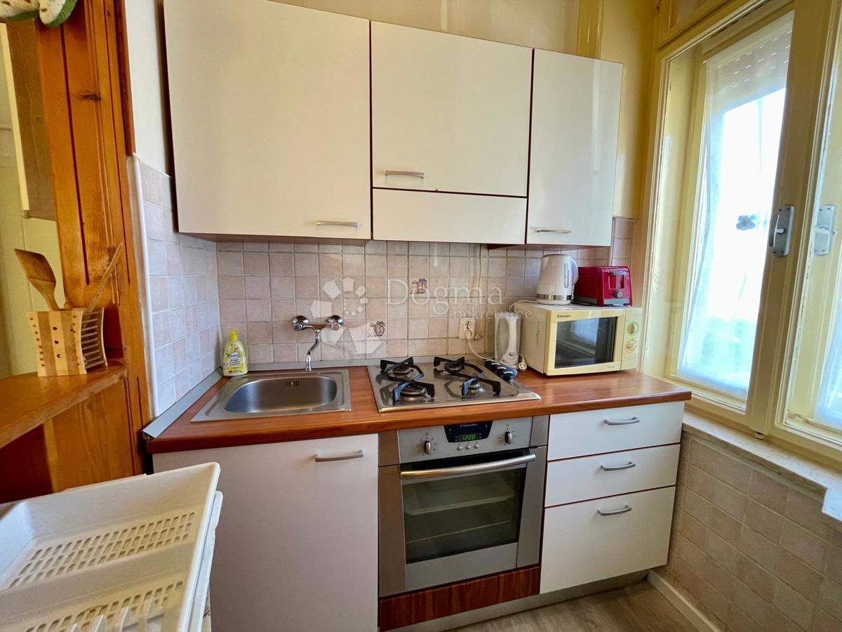 Appartamento in una villa austro-ungarica con giardino e 3 posti auto