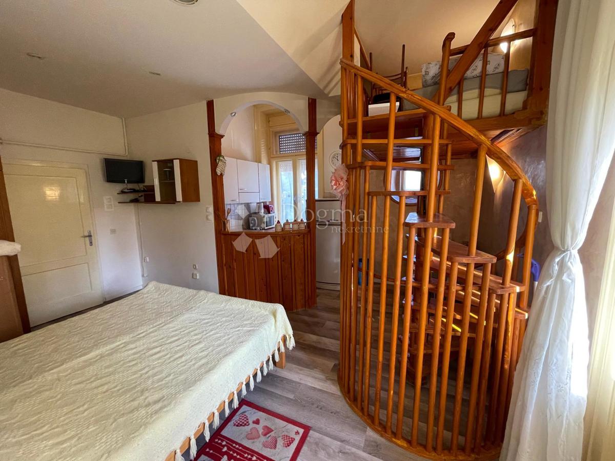 Appartamento in una villa austro-ungarica con giardino e 3 posti auto