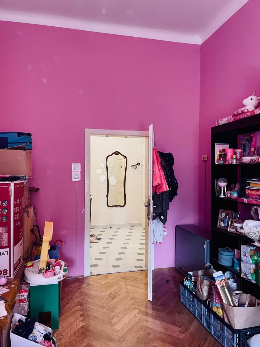 Appartamento in una villa austro-ungarica con giardino e 3 posti auto