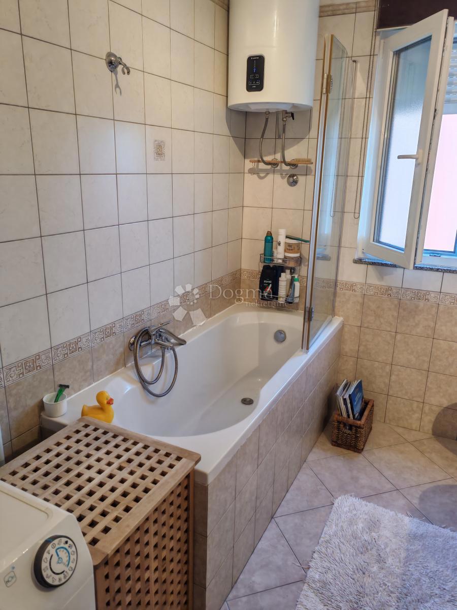 Allogio Srdoči, Rijeka, 145m2