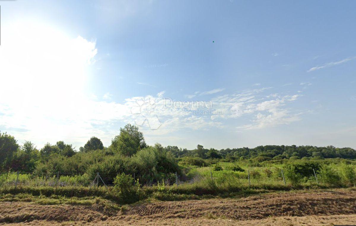 Terreno agricolo Sesvete, 25.784m2