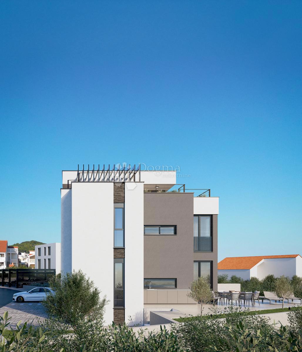 Allogio Tribunj, 106 m2