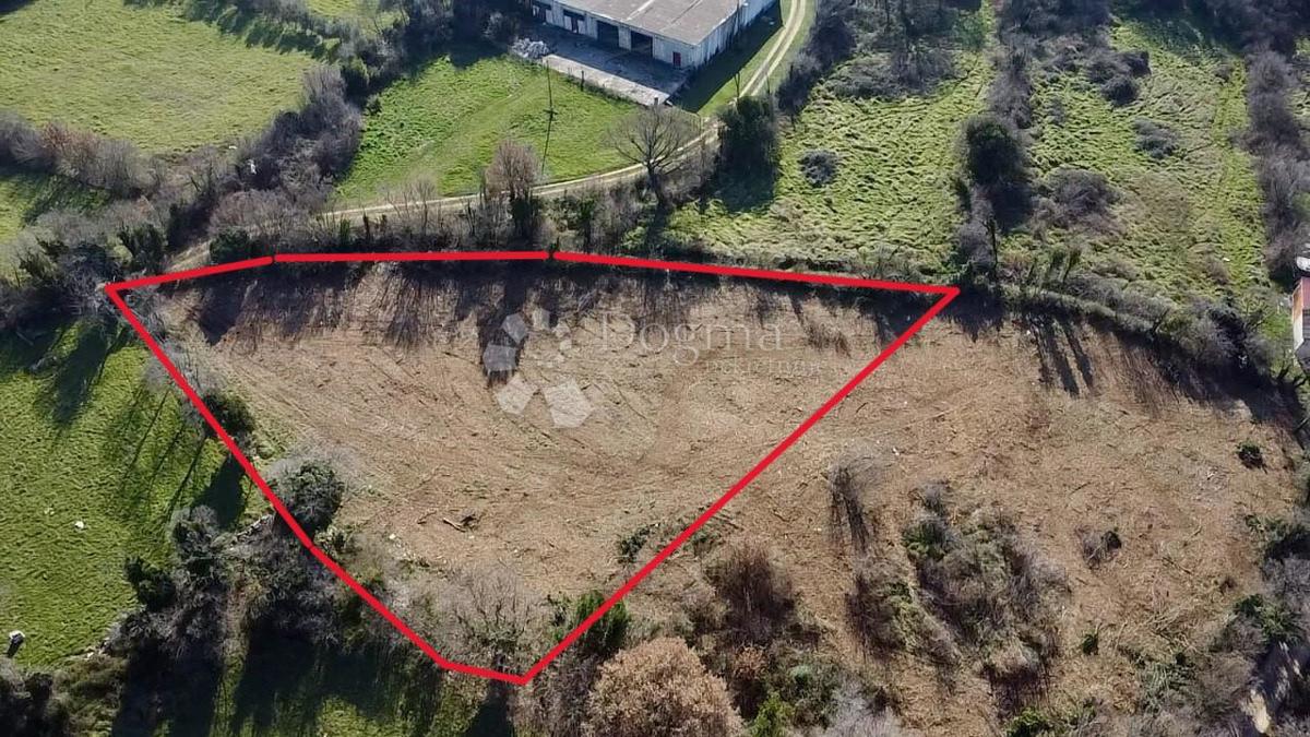 Terreno edificabile Valtura, Ližnjan, 2.600m2
