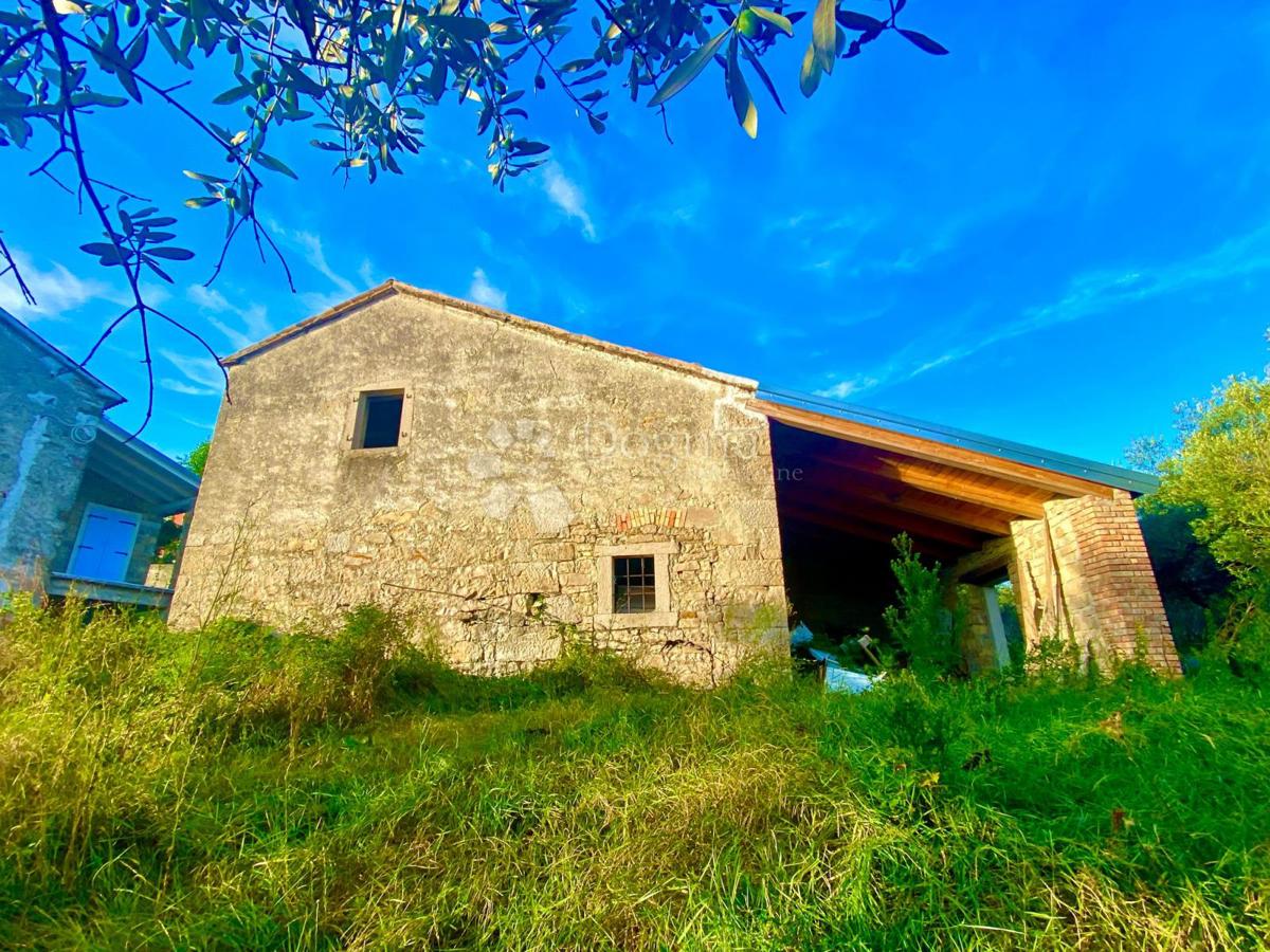 Proprietà unica con una splendida vista in Istria