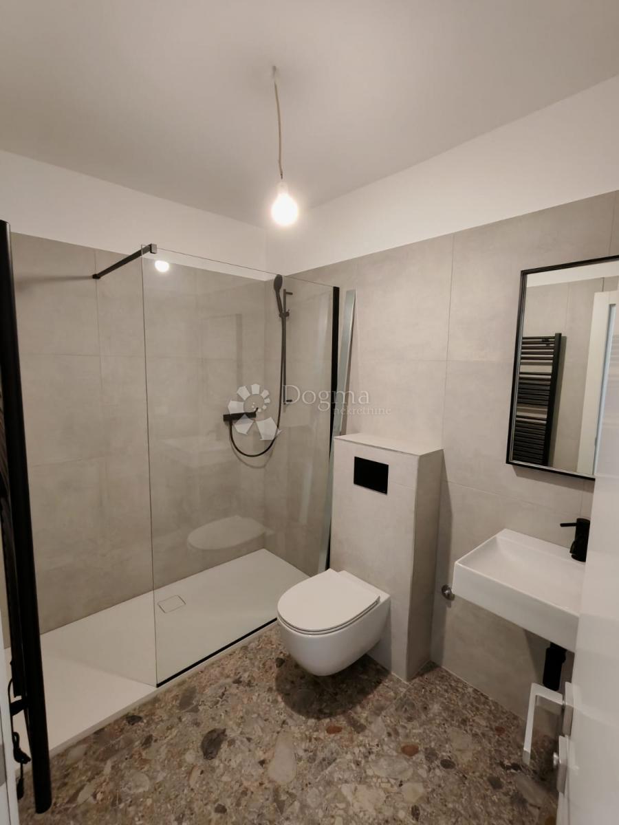 Allogio Novi Bokanjac, Zadar, 151m2