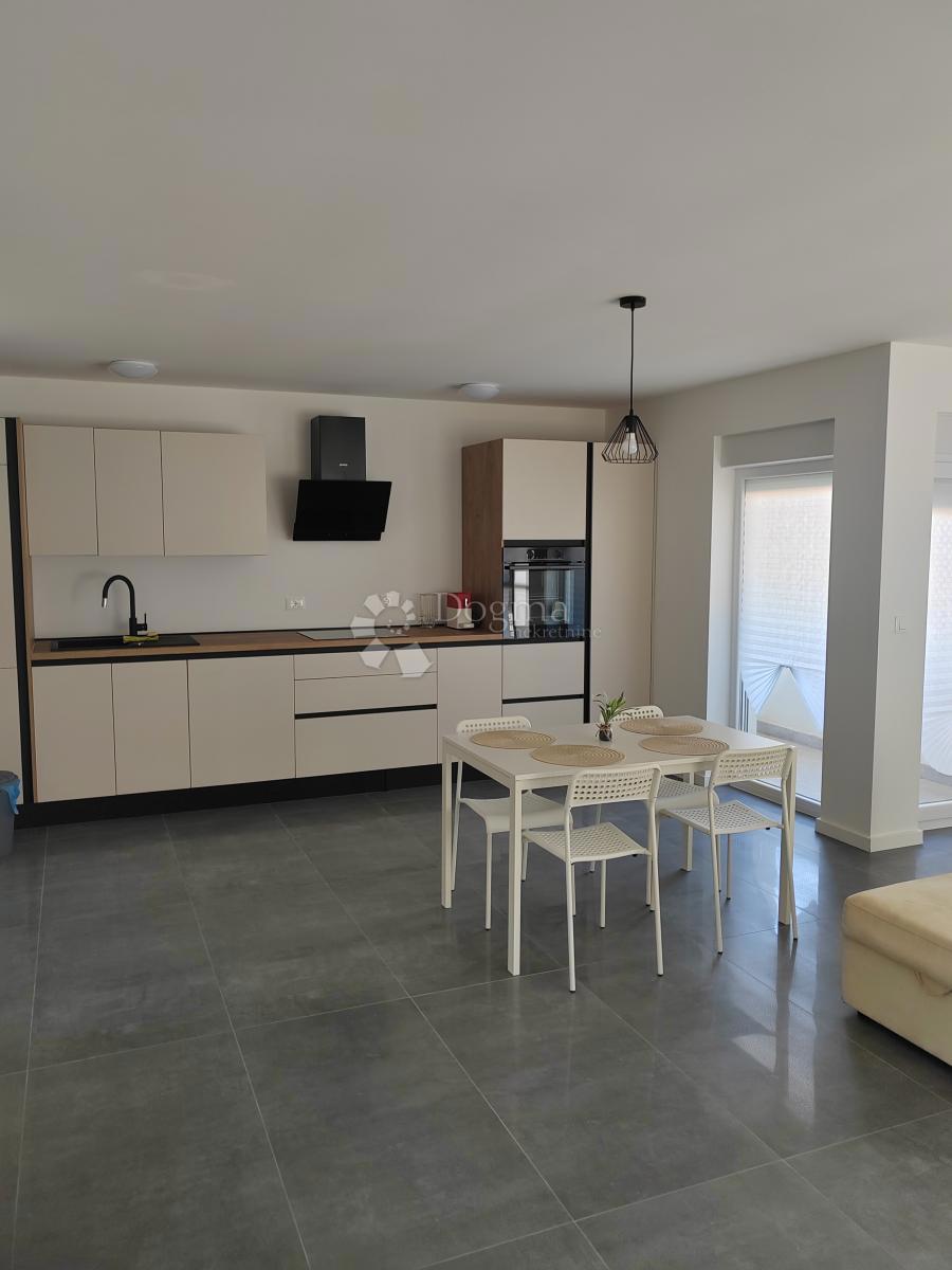 Allogio Biograd na Moru, 107,01m2