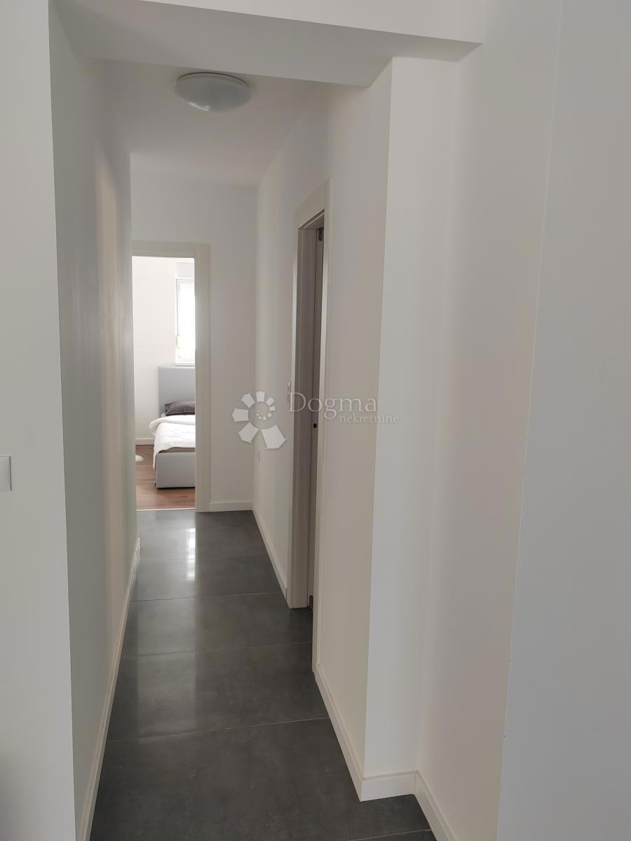 Allogio Biograd na Moru, 107,01m2