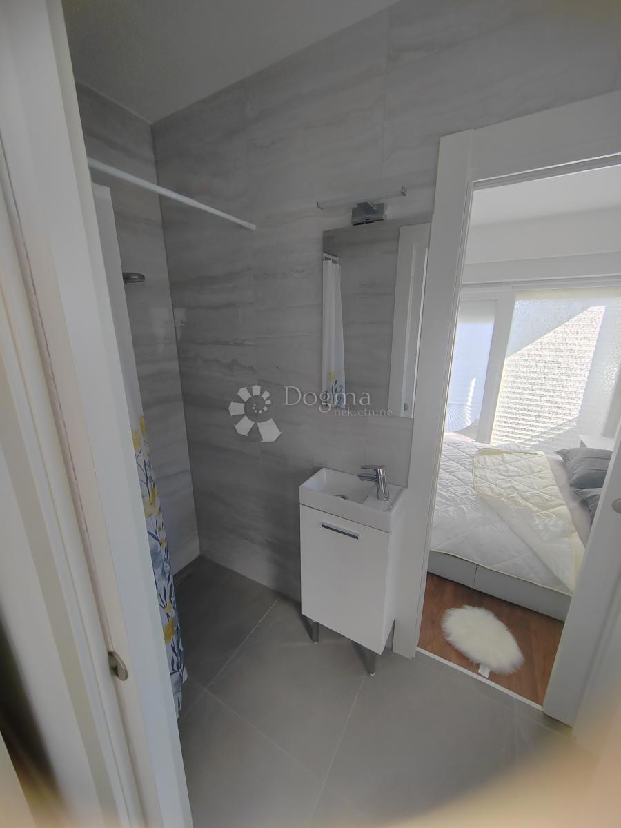 Allogio Biograd na Moru, 107,01m2