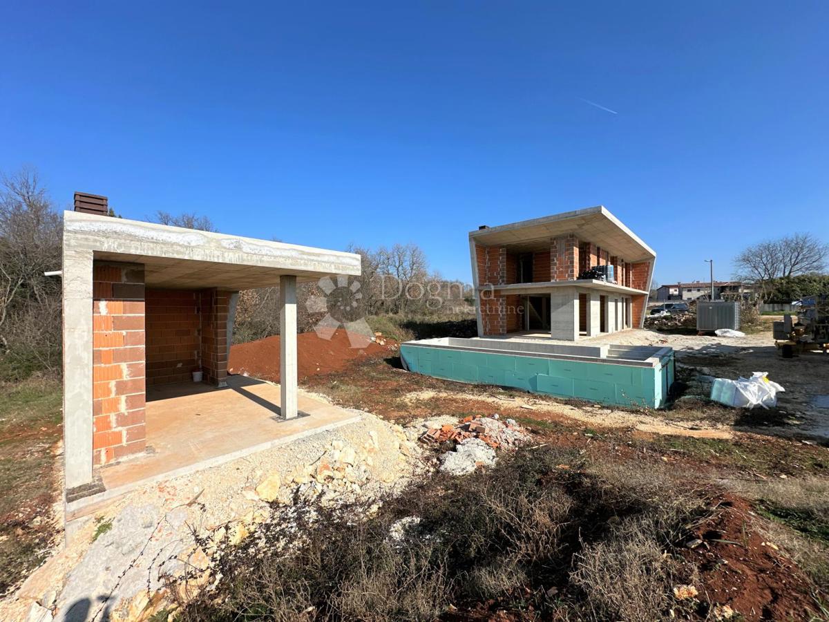 Villa moderna in posizione attraente