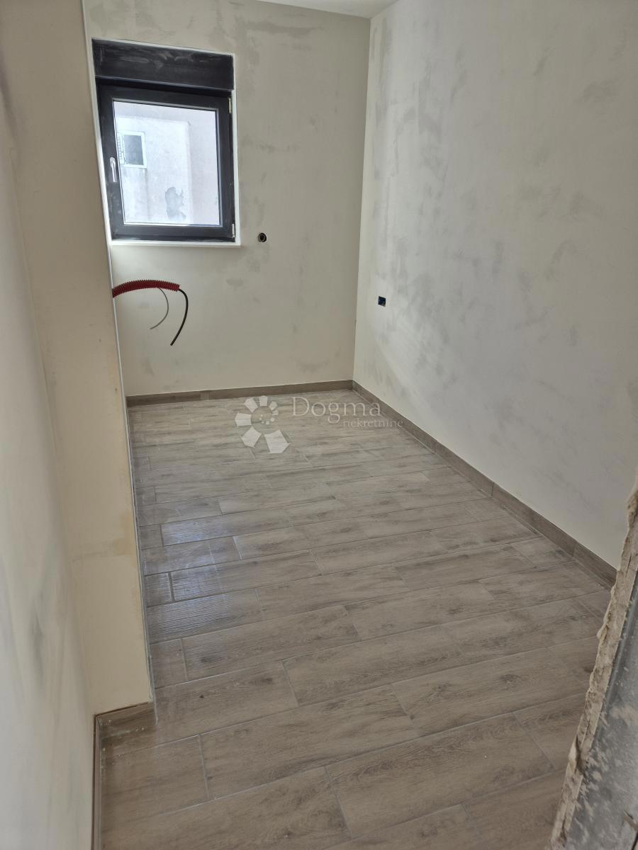 Allogio Crnica, Šibenik, 89,34m2