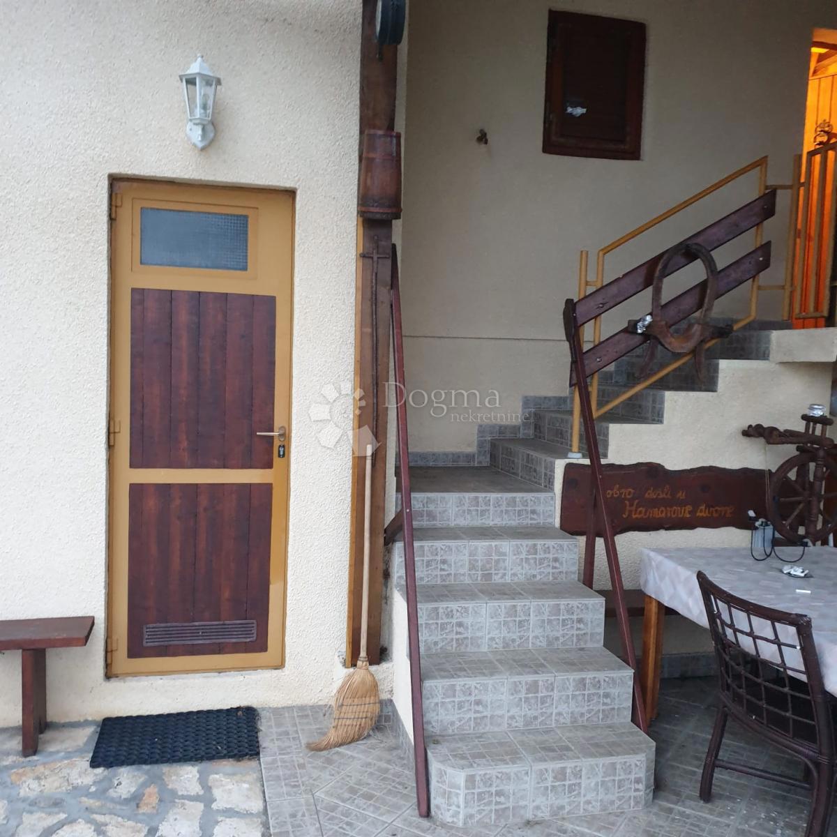 Casa Bosiljevo, Čazma, 74m2