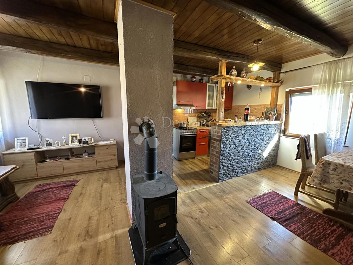 Casa Centar, Gospić, 80m2