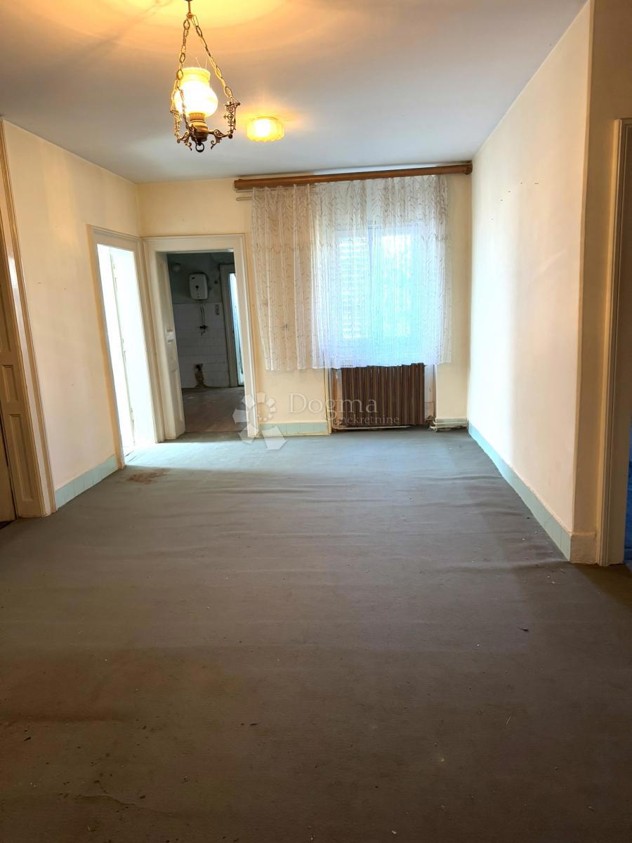 Casa Centar, Bjelovar, 180m2