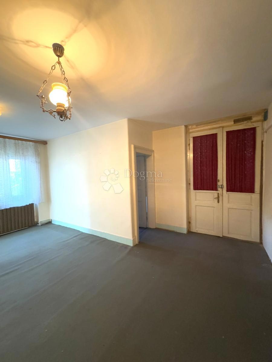 Casa Centar, Bjelovar, 180m2