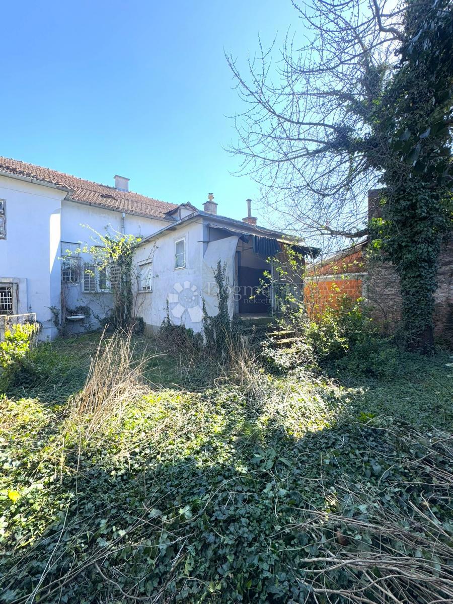 Casa Centar, Bjelovar, 180m2