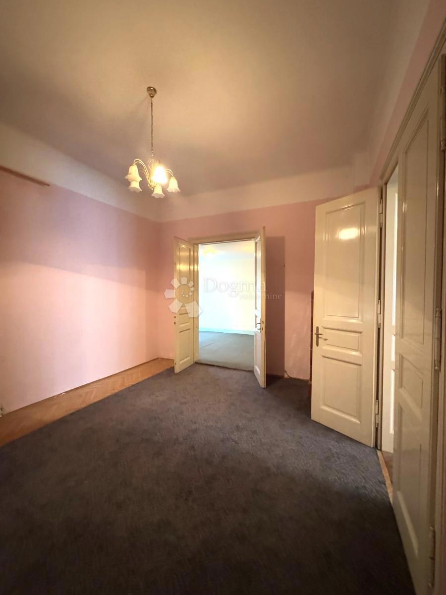 Casa Centar, Bjelovar, 180m2