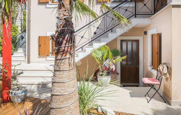 NUOVA CASA CON DUE APPARTAMENTI E JACUZZI - KRNICA
