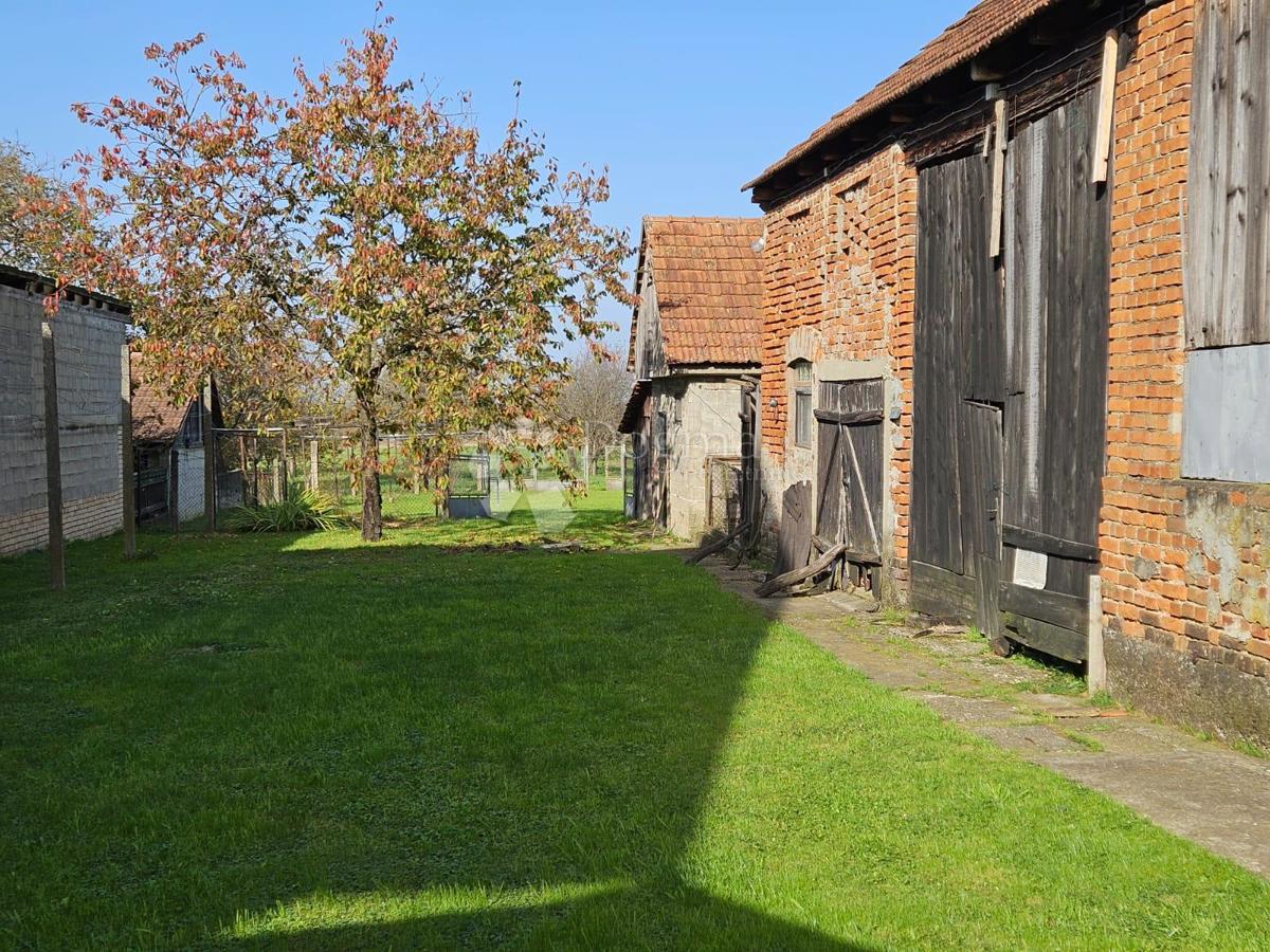 Casa Varaždin Breg, Gornji Kneginec, 1.354m2