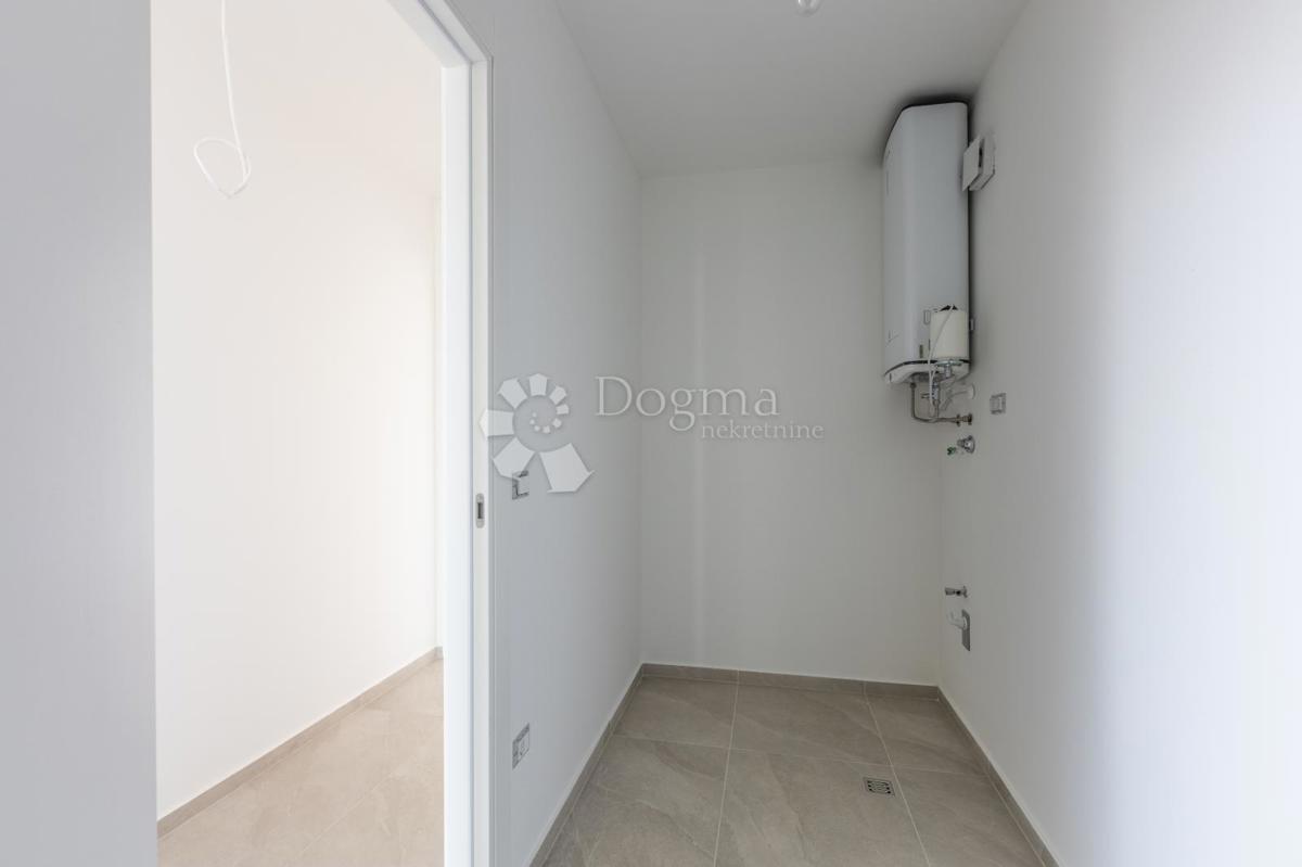 Allogio Novigrad, 336,50m2