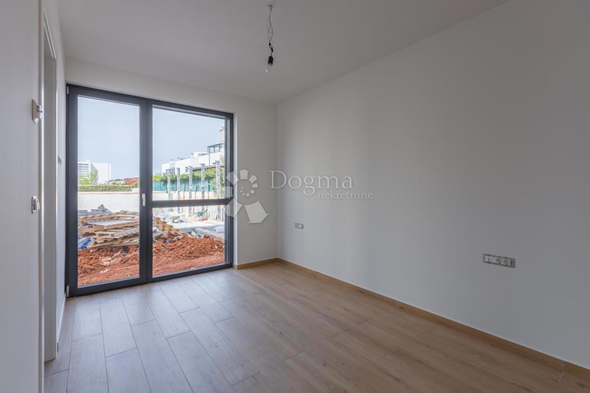 Allogio Novigrad, 336,50m2