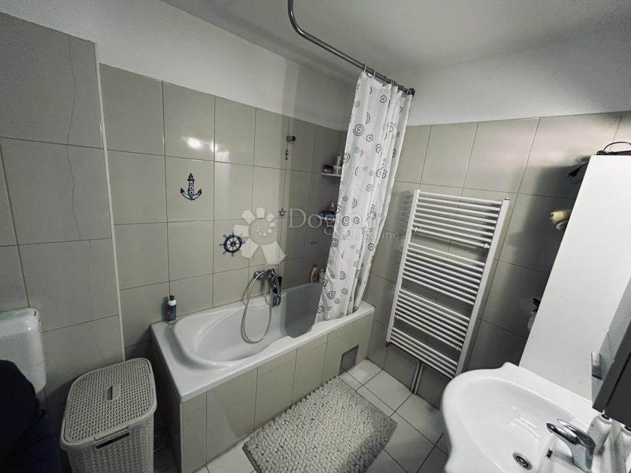 SPAZIOSO APPARTAMENTO 84M2 - Pola Vidikovac