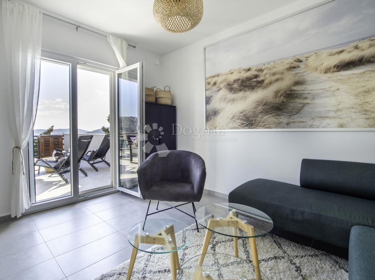 Allogio Rogoznica, 82.19m2