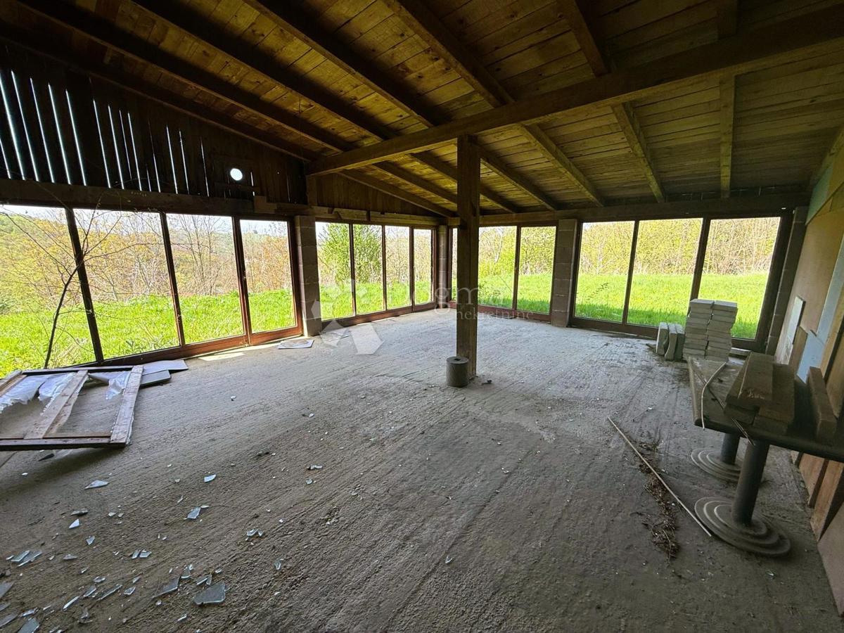 Locale commerciale Banfi, Štrigova, 9.752m2