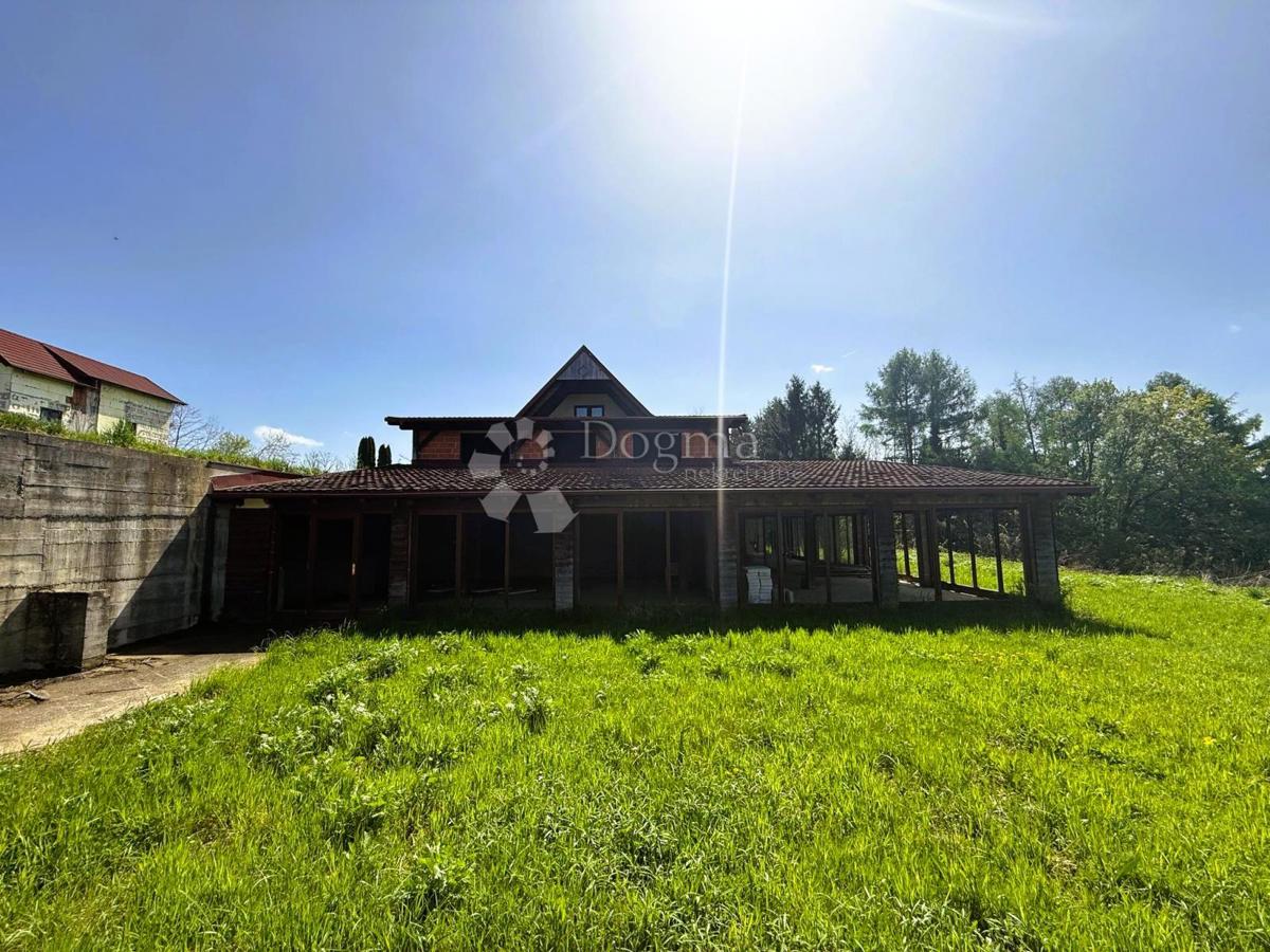 Locale commerciale Banfi, Štrigova, 9.752m2