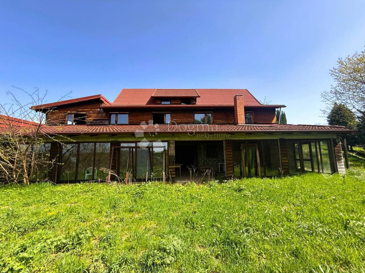Locale commerciale Banfi, Štrigova, 9.752m2
