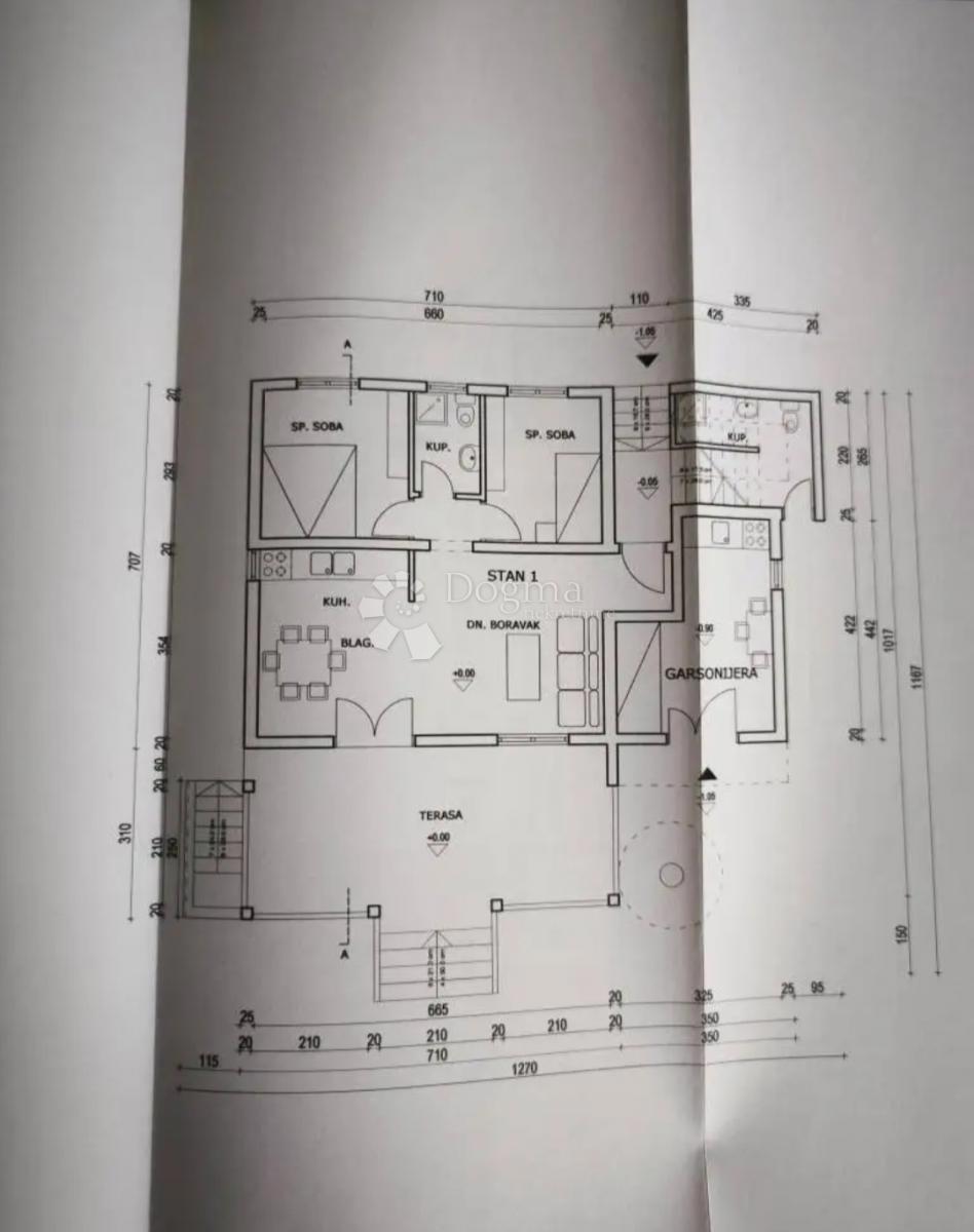 Casa Ražanj, Rogoznica, 182m2