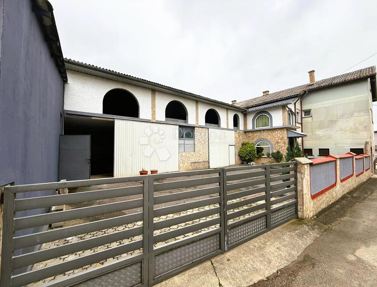 Casa Belica, 407,95m2