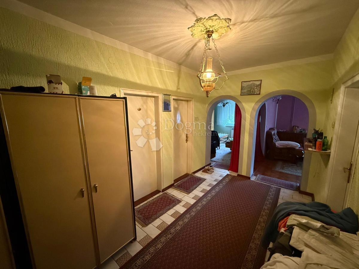 Casa Belica, 407,95m2