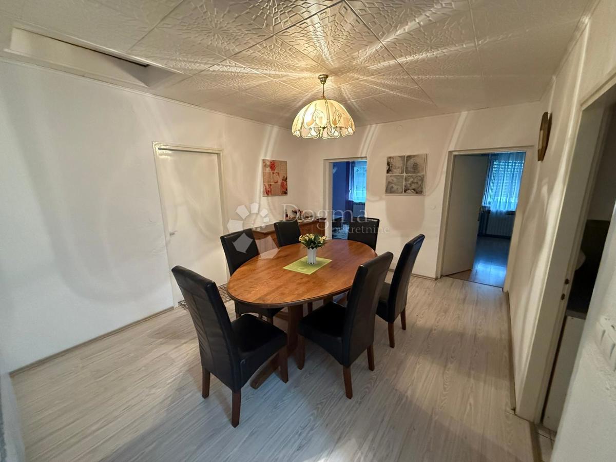 Casa Belica, 407,95m2