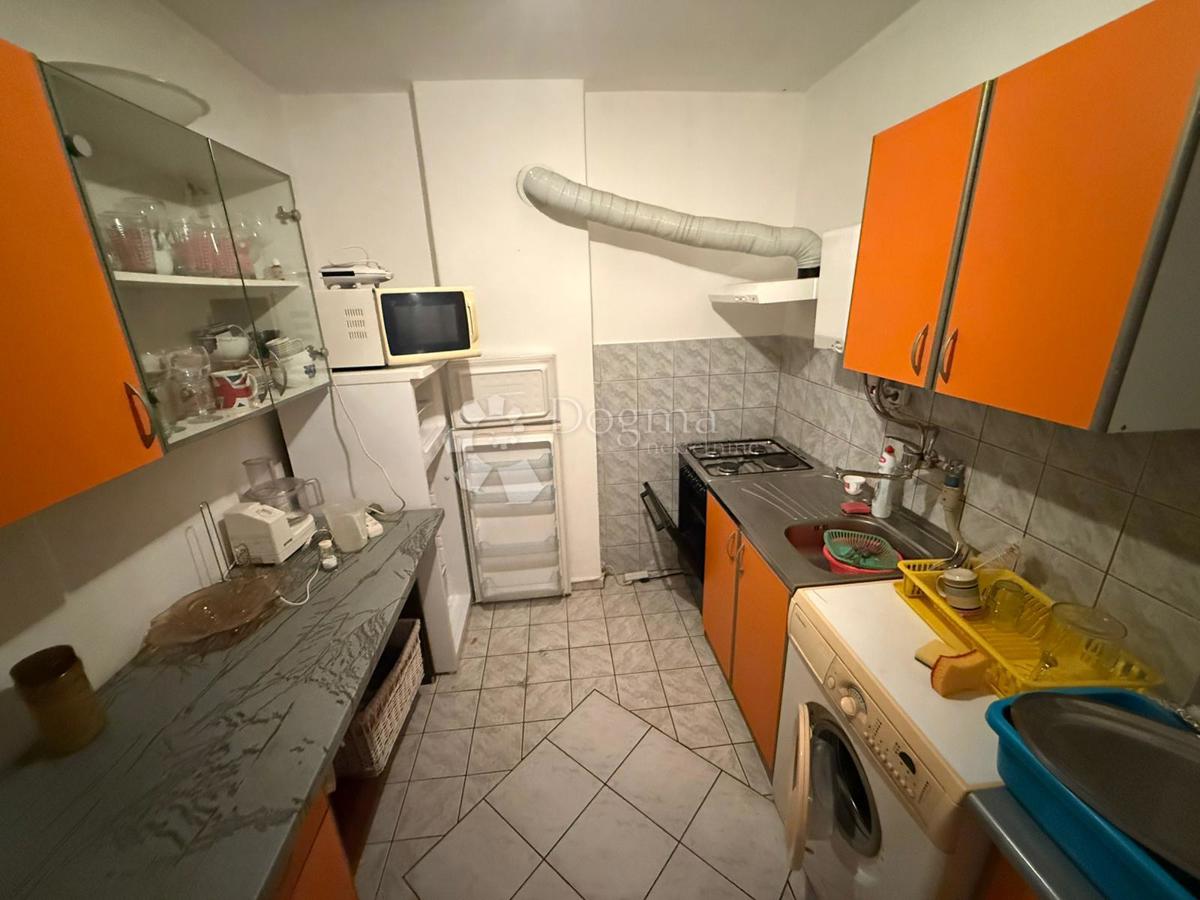 Casa Belica, 407,95m2