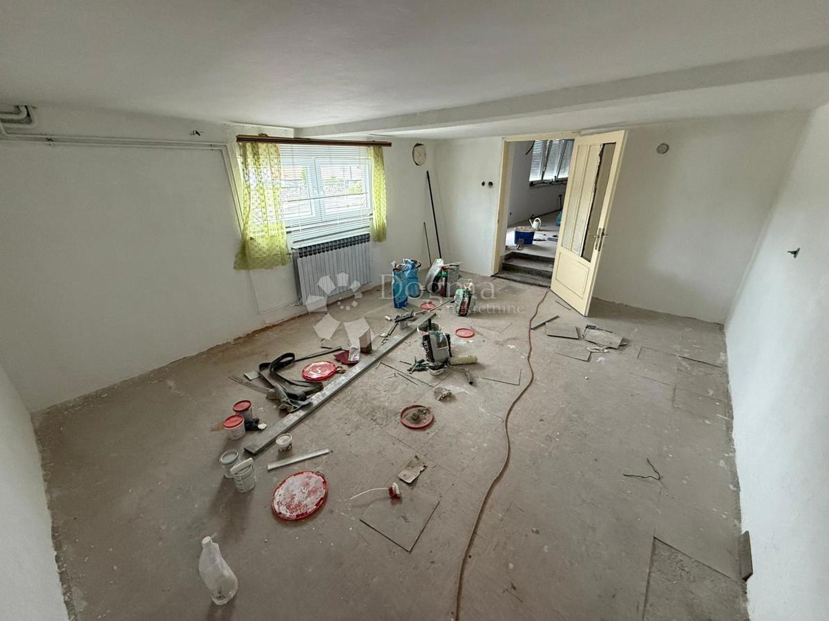 Casa Belica, 407,95m2