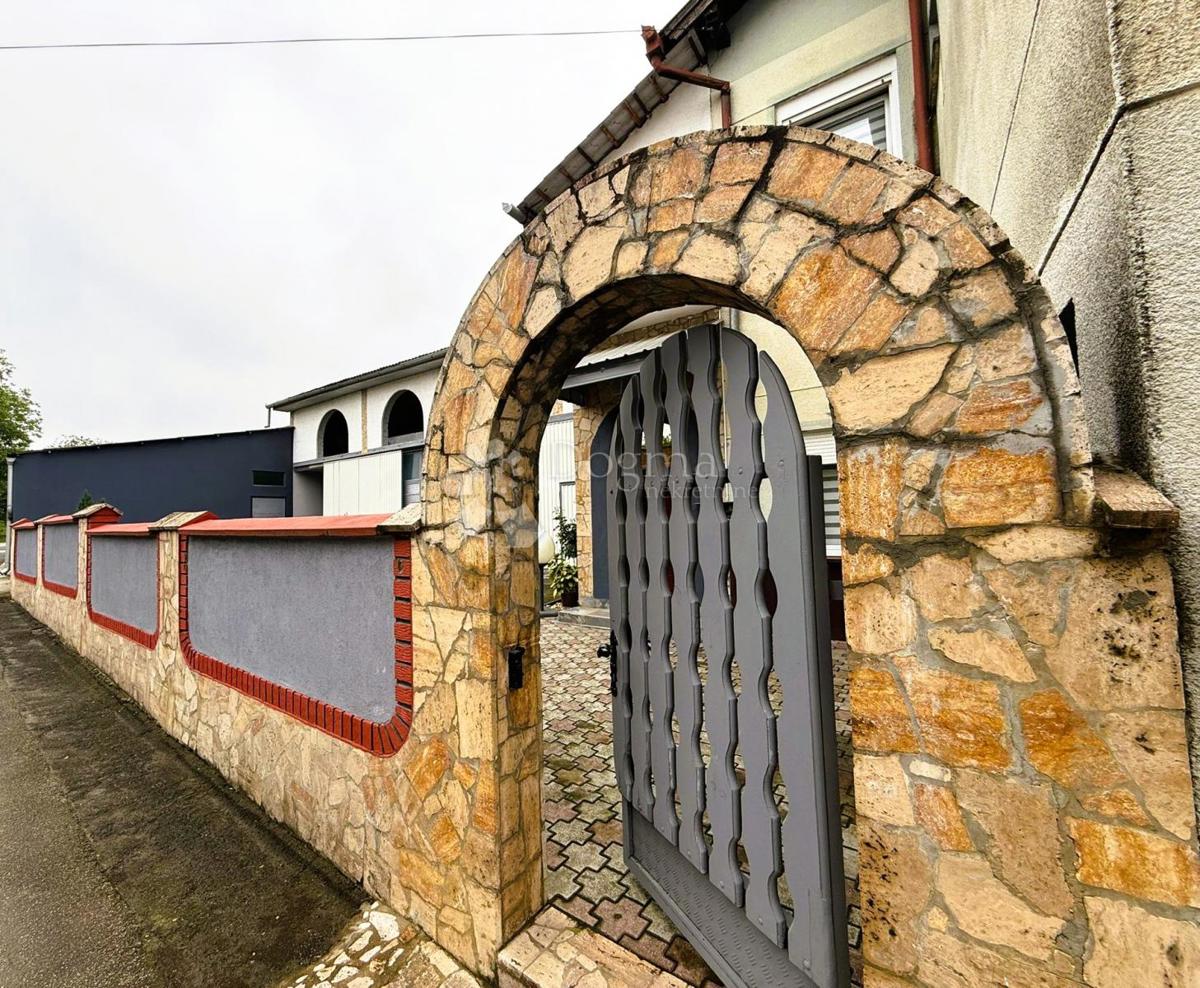 Casa Belica, 407,95m2