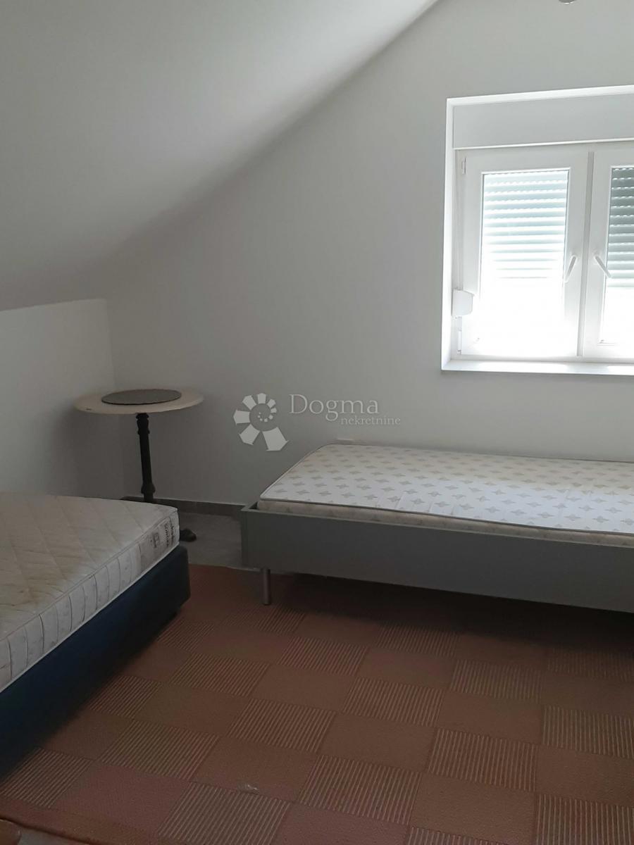 Casa Vučedol, Vukovar, 78m2