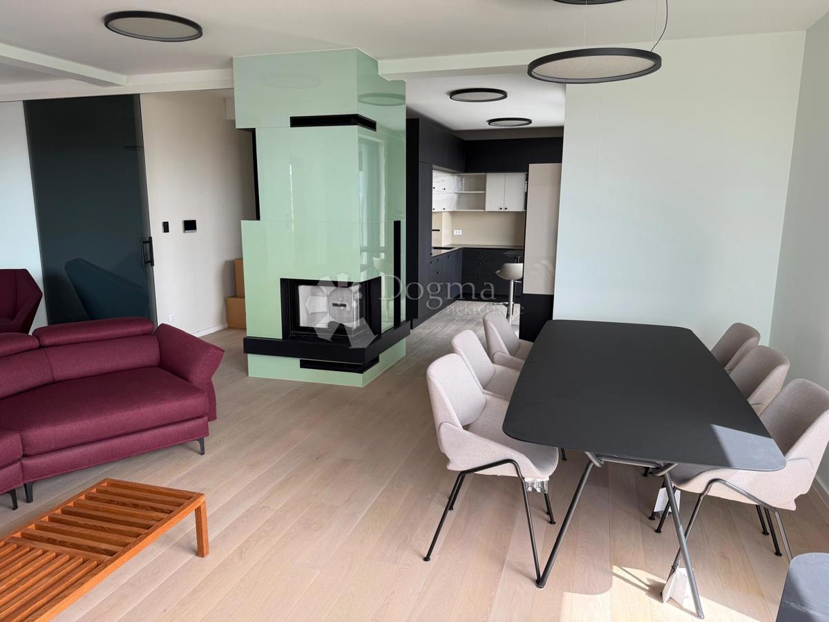 Allogio Centar, Varaždin, 174,92m2