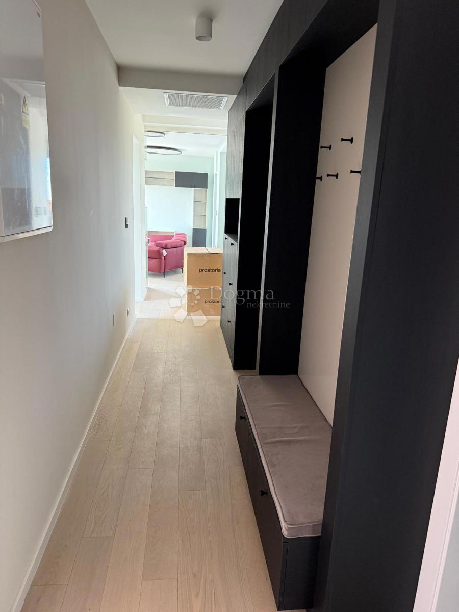 Allogio Centar, Varaždin, 174,92m2