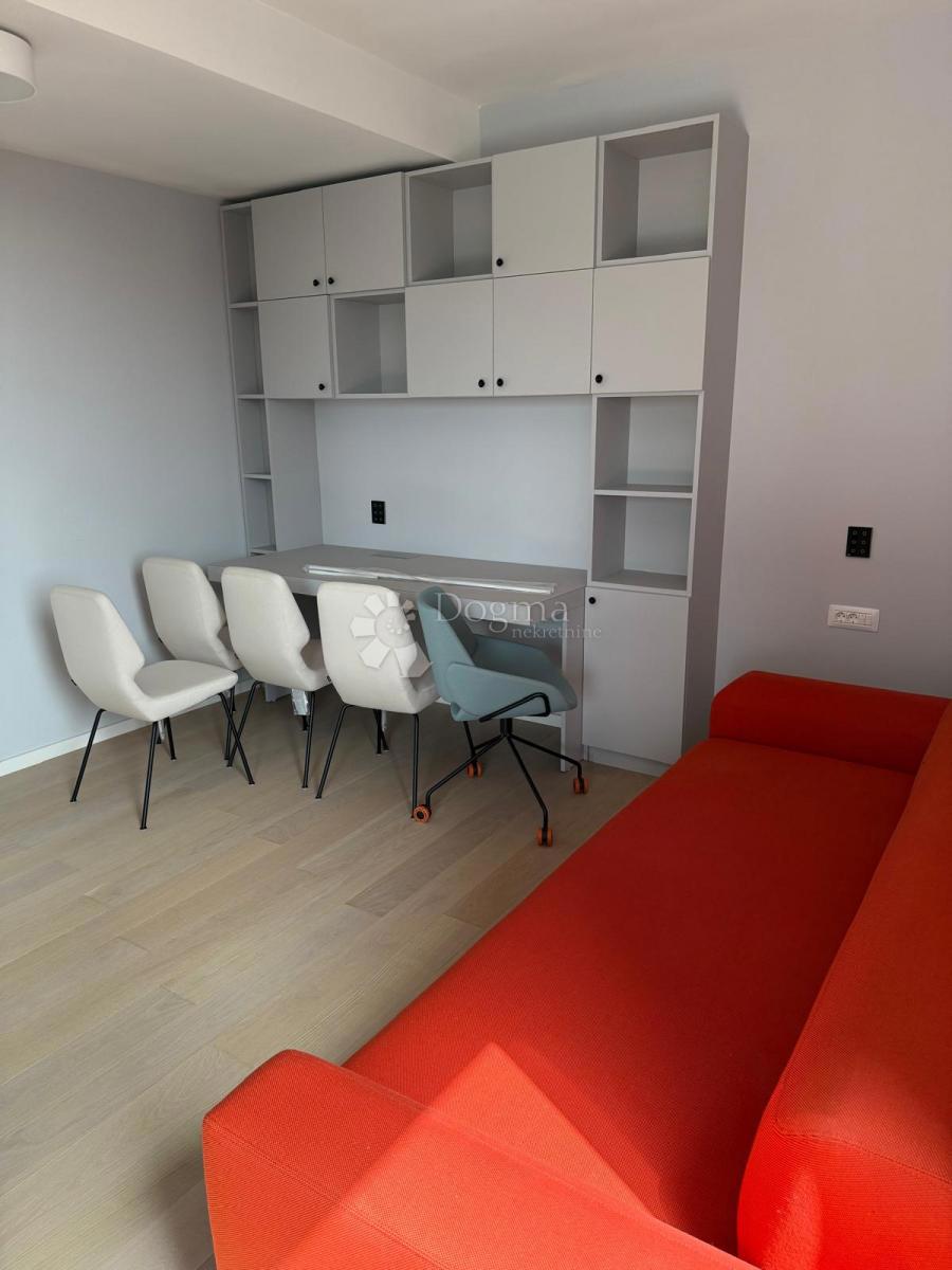 Allogio Centar, Varaždin, 174,92m2