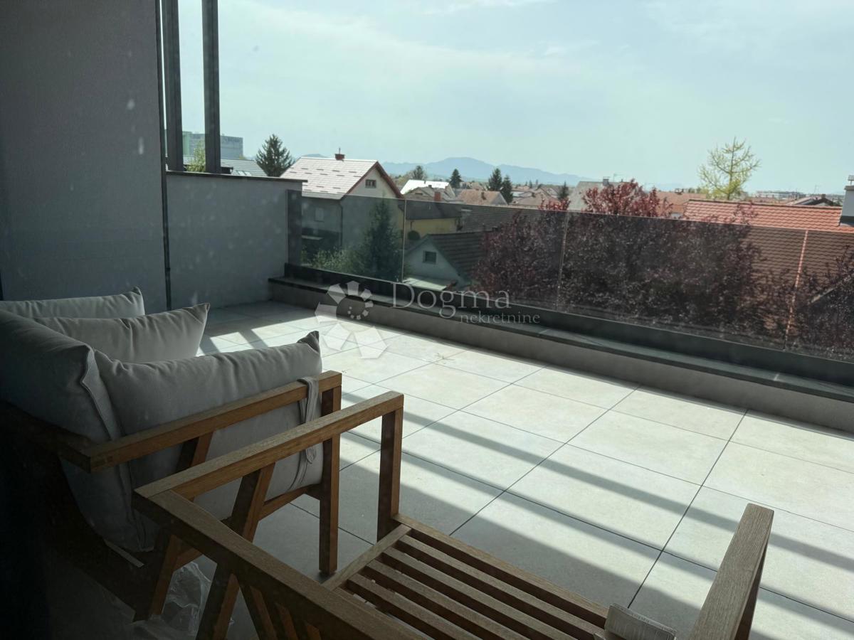 Allogio Centar, Varaždin, 174,92m2