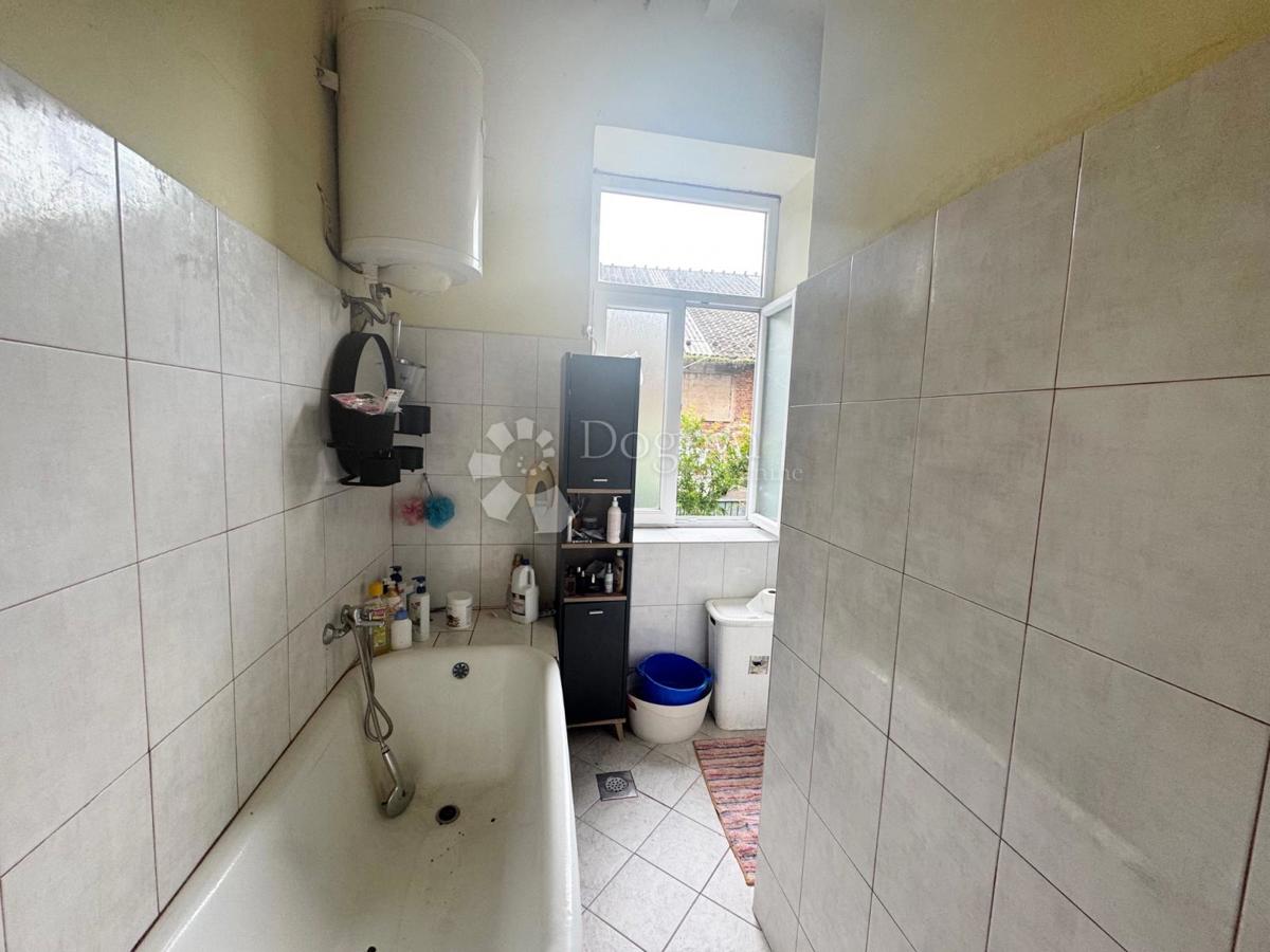 Allogio Centar, Rijeka, 78,49m2