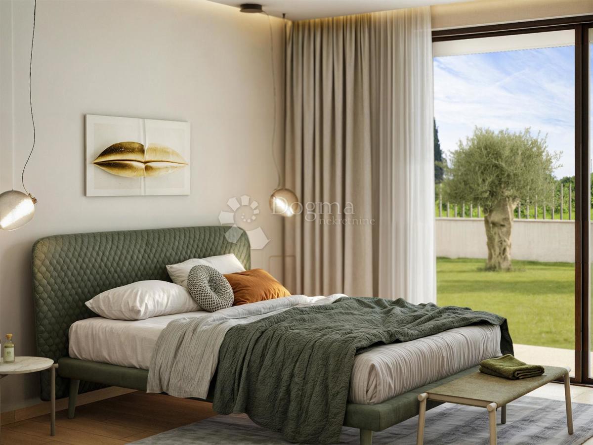 Appartamento con piscina e giardino vicino alla spiaggia – Rovigno, nuova costruzione