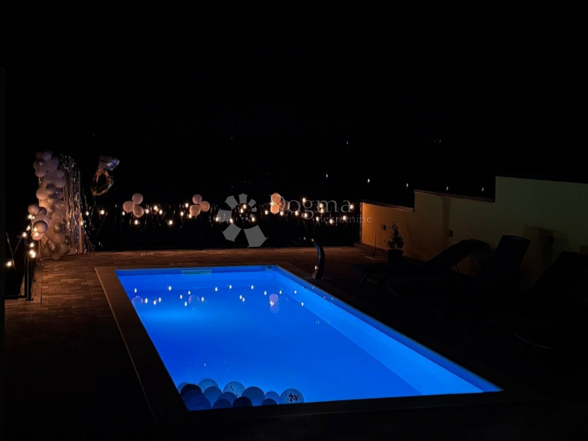 Casa Stanići, Kapela, 230m2